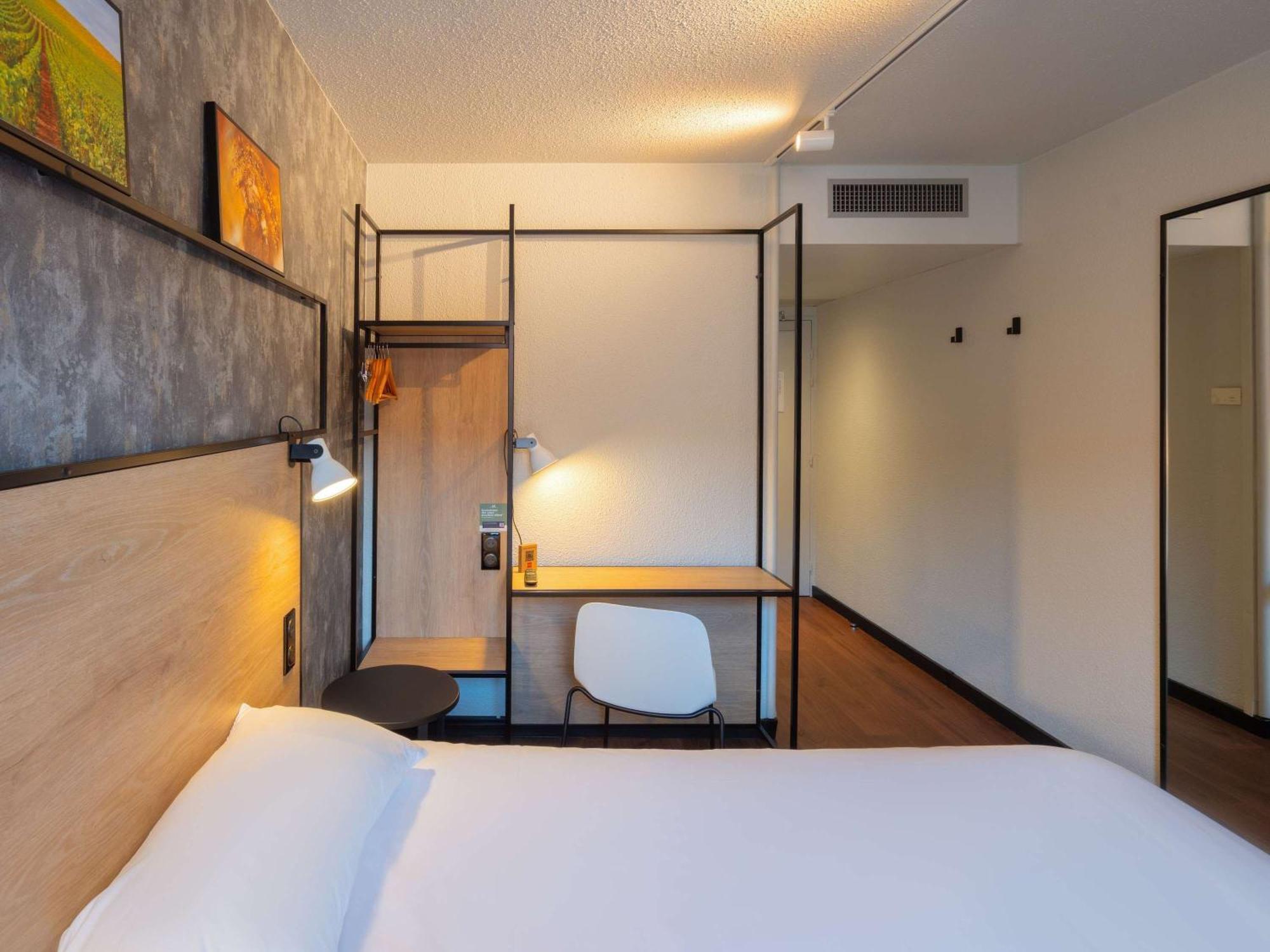 Ibis Epernay Centre Ville Exterior photo